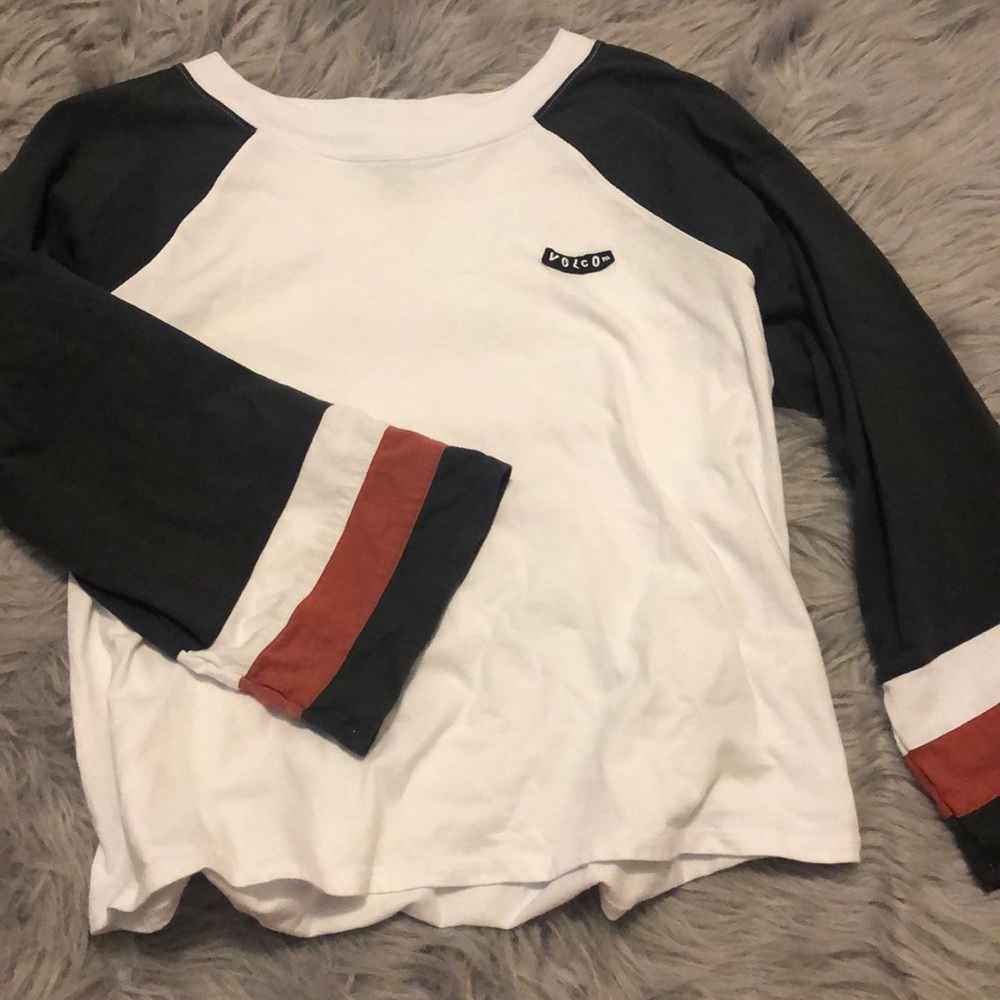 Volcom long sleeve top